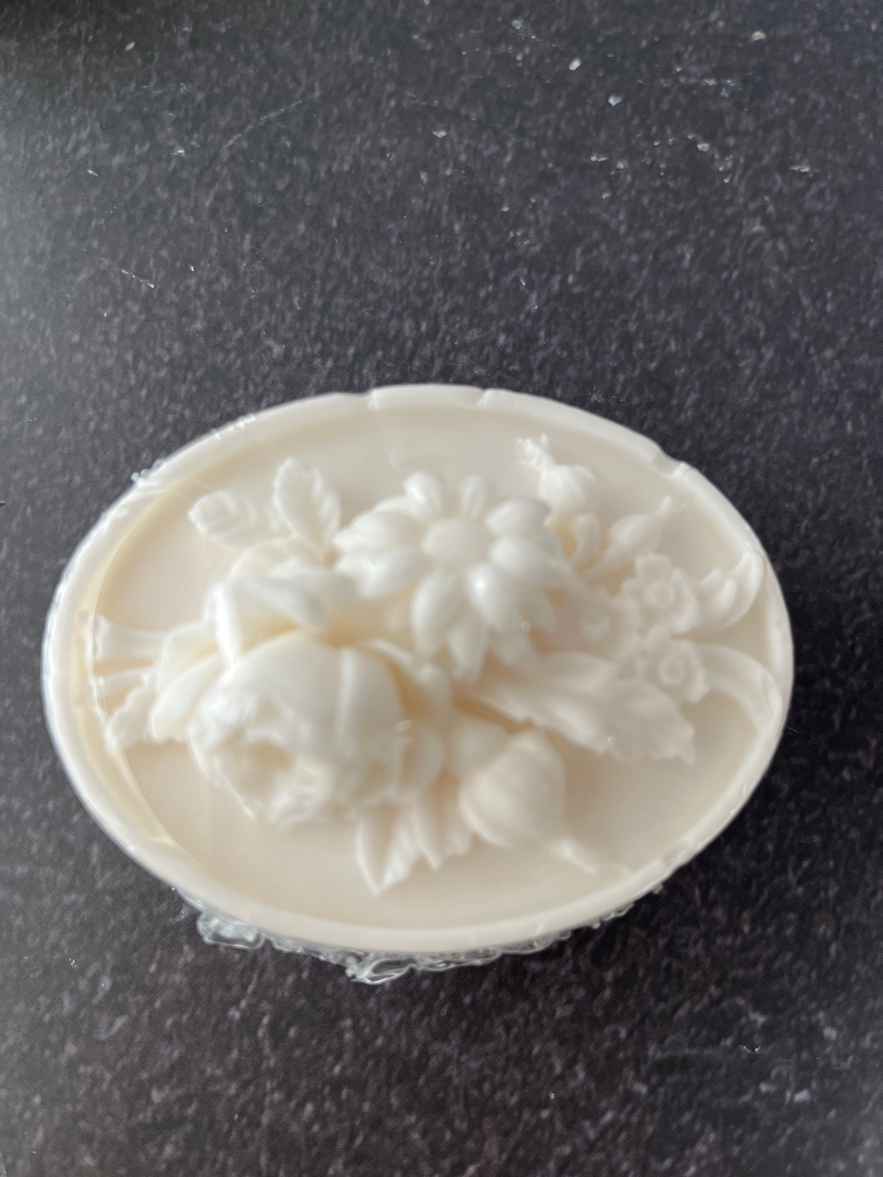 3 Soaps for $14 Bundle Glutathione  Niacinamide Glow Bar.( Melt & Pour) 2.9 oz